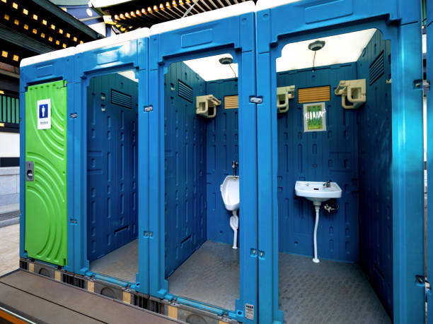 Professional porta potty rental in Canadian Lakes, MI